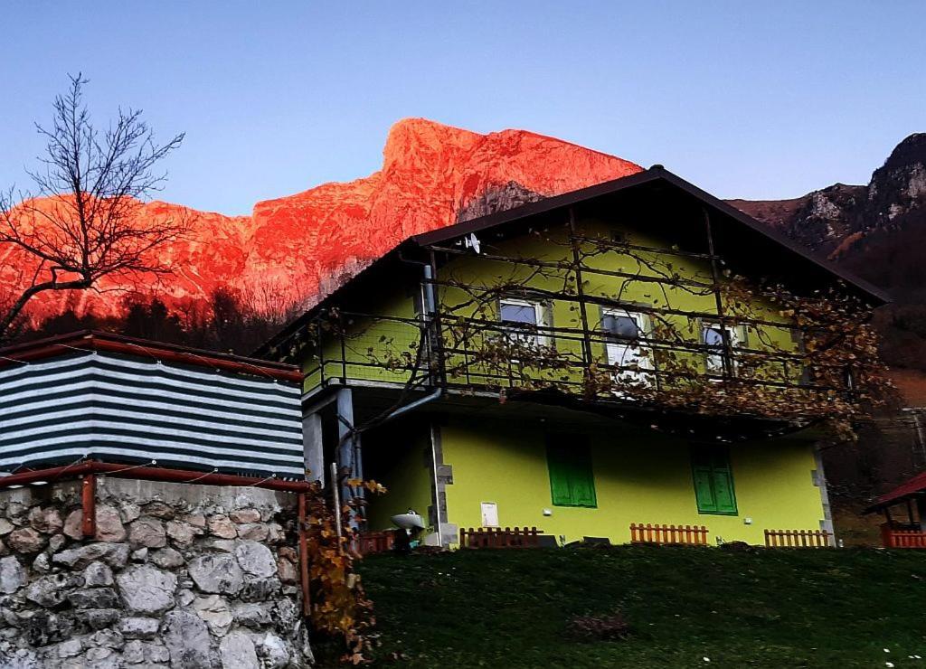 Apartamento Hisa Planica Kobarid Exterior foto